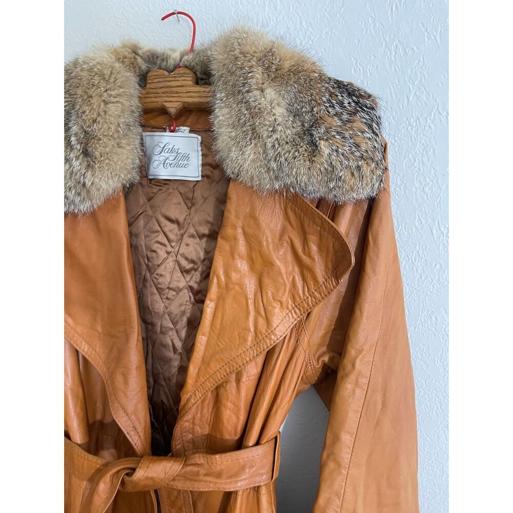 Vintage SAKS 5th Ave LEATHER Women's JACKET Coat Size 12 Fur Tailored Belted - Picture 6 of 16